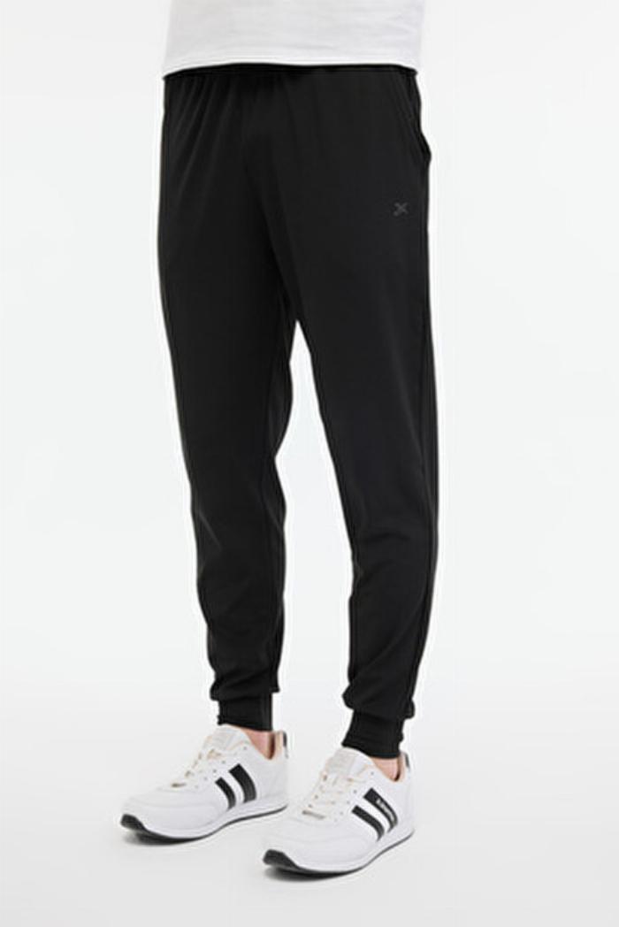 En iyi sauna eşofman markası seçerken dikkat edilmesi gereken malzeme ve dikiş kalitesi özellikleri