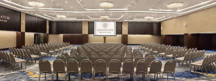 İstanbul'da lüks bir spa merkezinin şık ve huzurlu dinlenme alanı