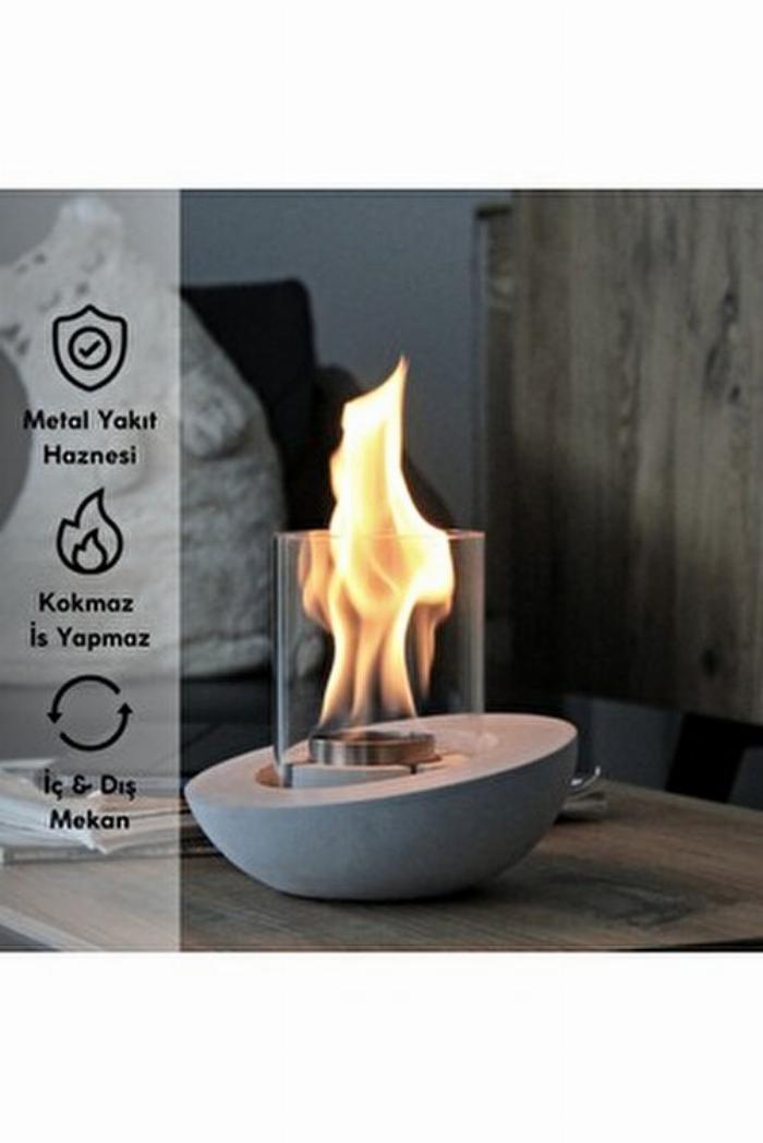 Ahşap panelli modern bir infrared sauna ev tipi modelinin iç ve dış görünümü.