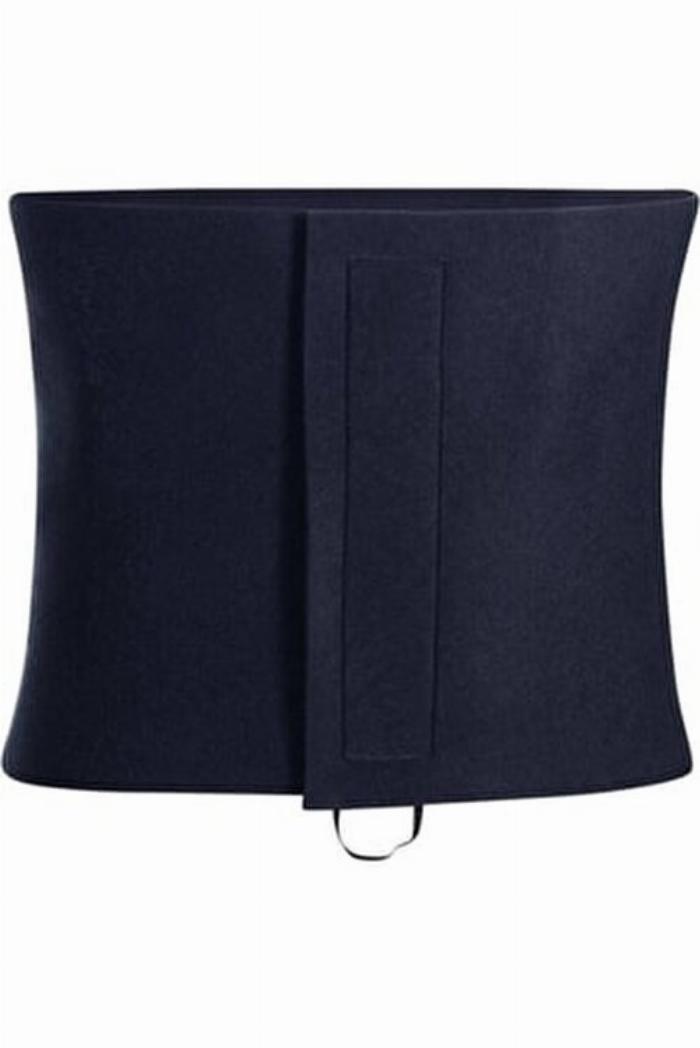 Bel ve karın bölgesinde terlemeyi artıran mavi renkli neopren sauna belt kemer.