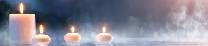 Pamukkale'deki bir spa merkezinde yapılan rahatlatıcı bir sırt masajı terapisi anı