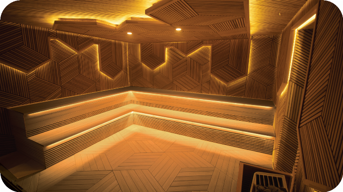 Sauna yapımında kullanılan farklı ahşap türleri ve malzemeler bir arada